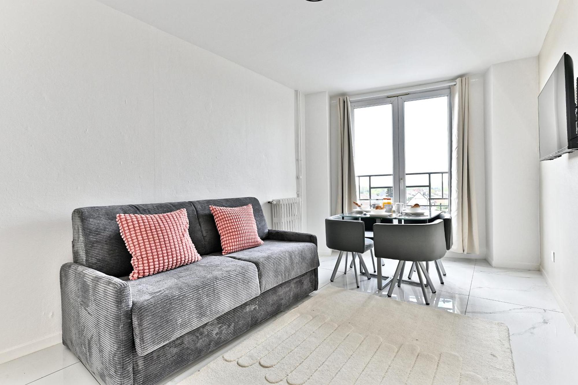 Paisible Et Moderne - *